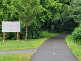 Route des Champs bike path in Saint-Paul-d'Abbotsford