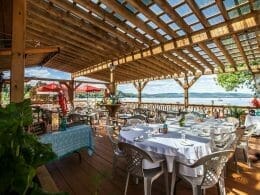 Bistro terrace on the Ville de Saint-Gabriel beach