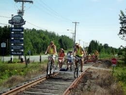 Family Velorail in Beaulac-Garthby