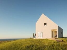 Architect-designed house Les Rochers