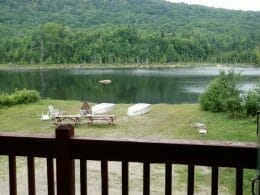 Fishing lodge at Centre Castor