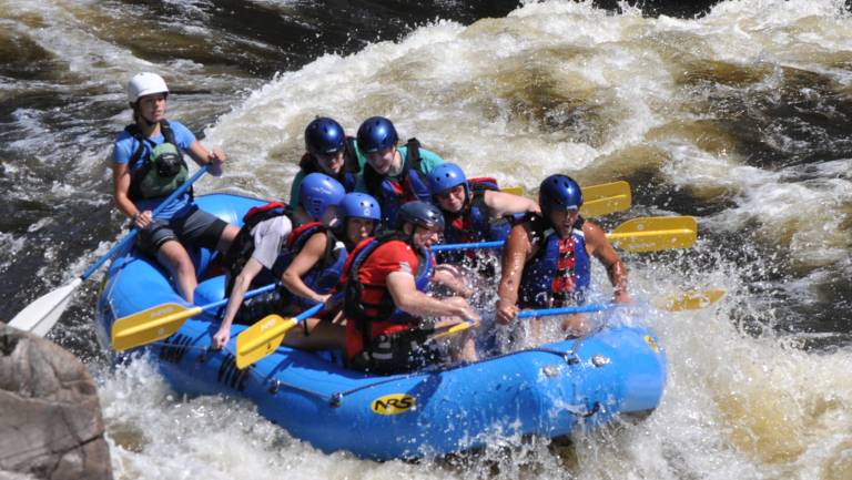 Rafting en eau vive sur la Rouge