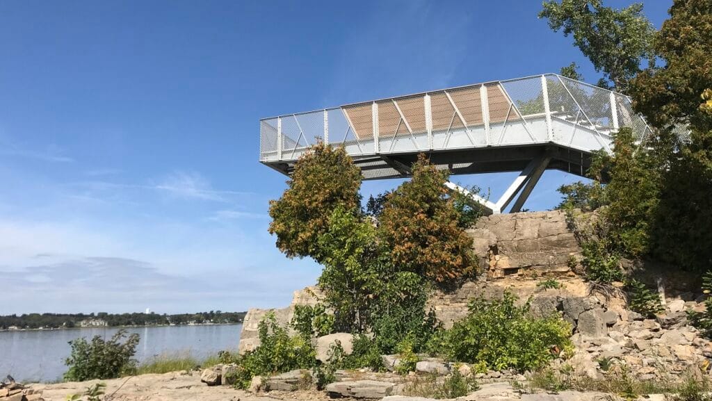 Belvédère du parc-nature du Bois-de-l'Île-Bizard