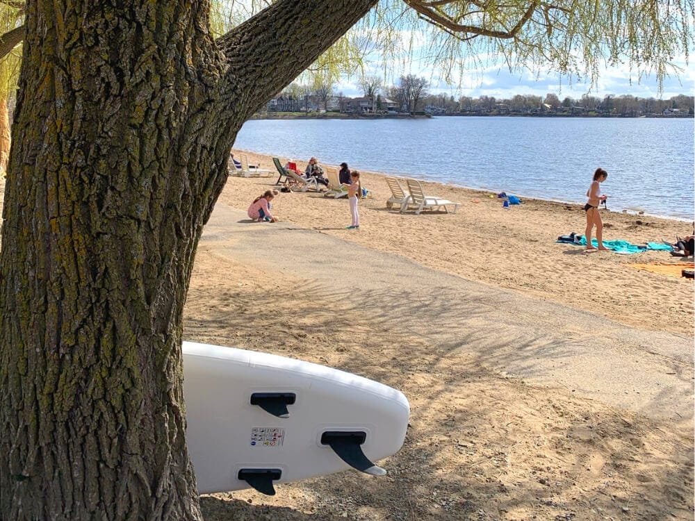 Berge aux Quatre-Vents beach in Laval