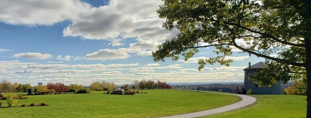 Plains of Abraham in summer
