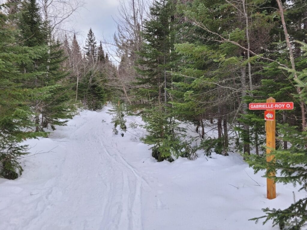 Départ du côté est du sentier Sentier Gabrielle-Roy-Ouest