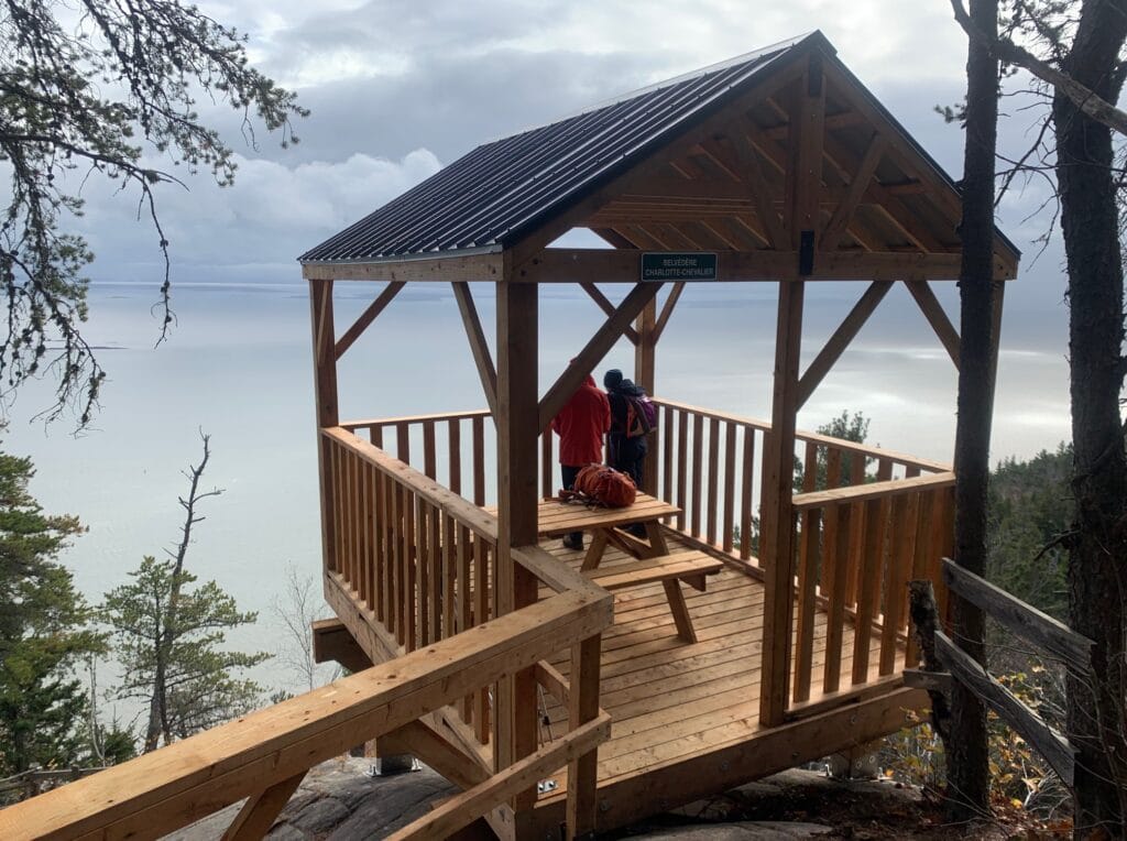 Belvédère Charlotte Chevalier au sentier des Caps