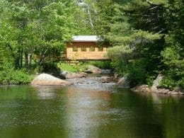 Pont sur la rivière de la Boule