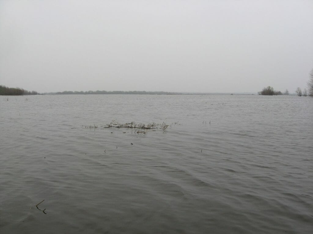 Photo of flooded Vallière Bay