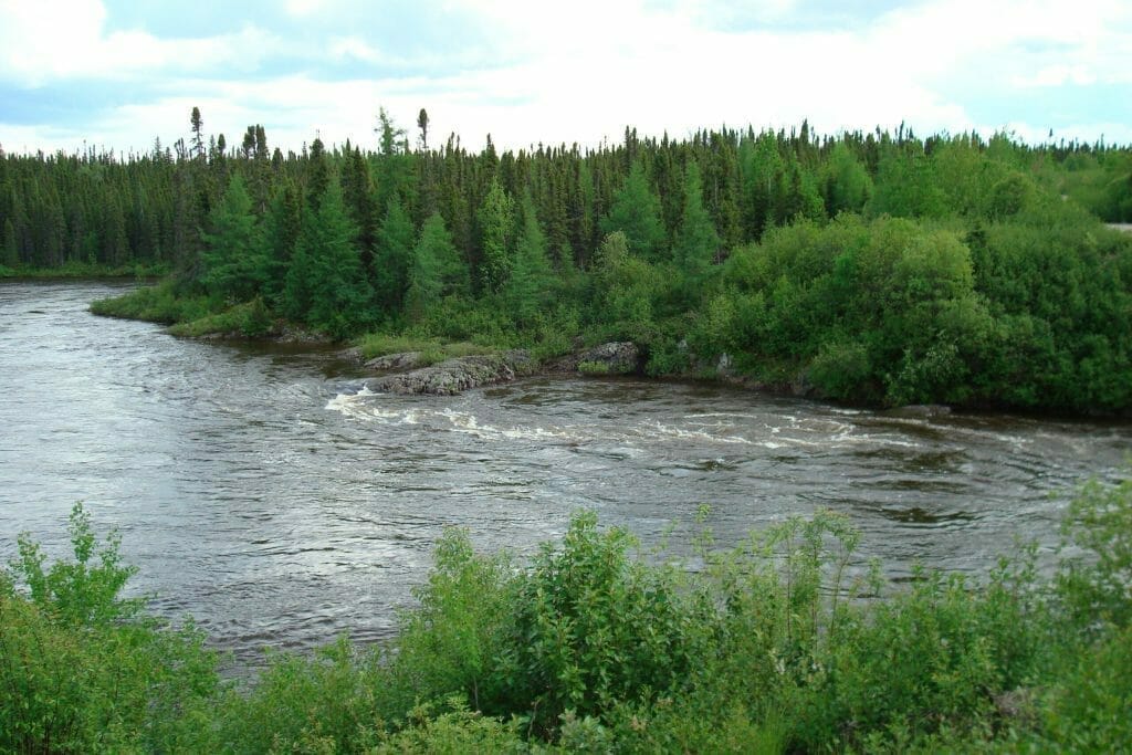 Vue sur la rivière Broadback
