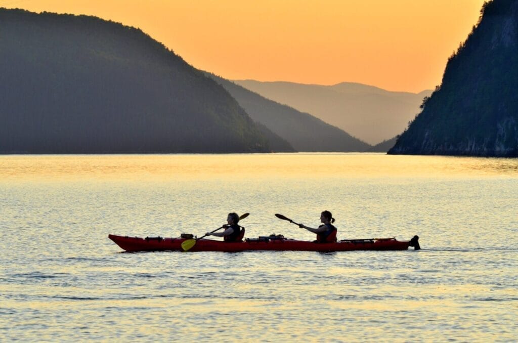 Kayaks de mer dans le Fjord du Saguenay