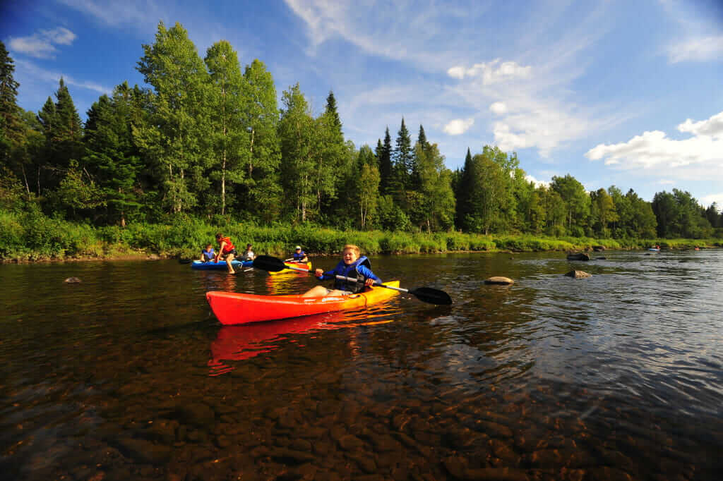 Kayak de mer sur la rivière Daaquam