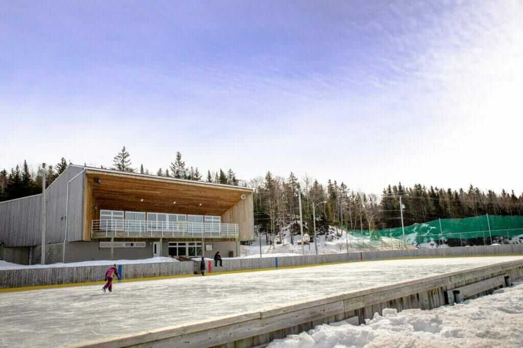 Chalet des sports skating rink