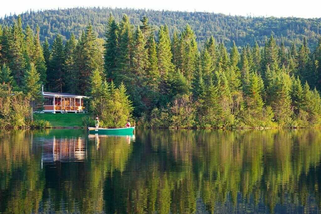 Fishing from a rowboat at Réserve faunique de Rimouski