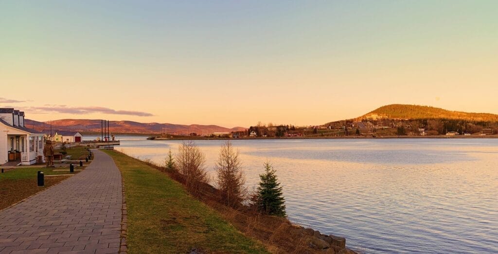 Site du Berceau du Canada et bassin du Sud-Ouest au centre-ville de Gaspé