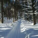 Sentier tracé pour le ski de fond à Rawdon