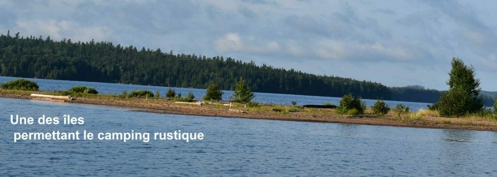 Camping island on Blanc reservoir