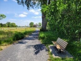 Start of the bicycle path in the municipality of Richelieu