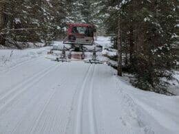 Damage de piste de ski de fond de Nakkertok Nordique