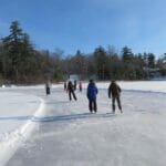 Patinoire au parc du Lac-Beauchamp en hiver