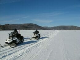 Randonnée en motoneiges - Arctic Aventure