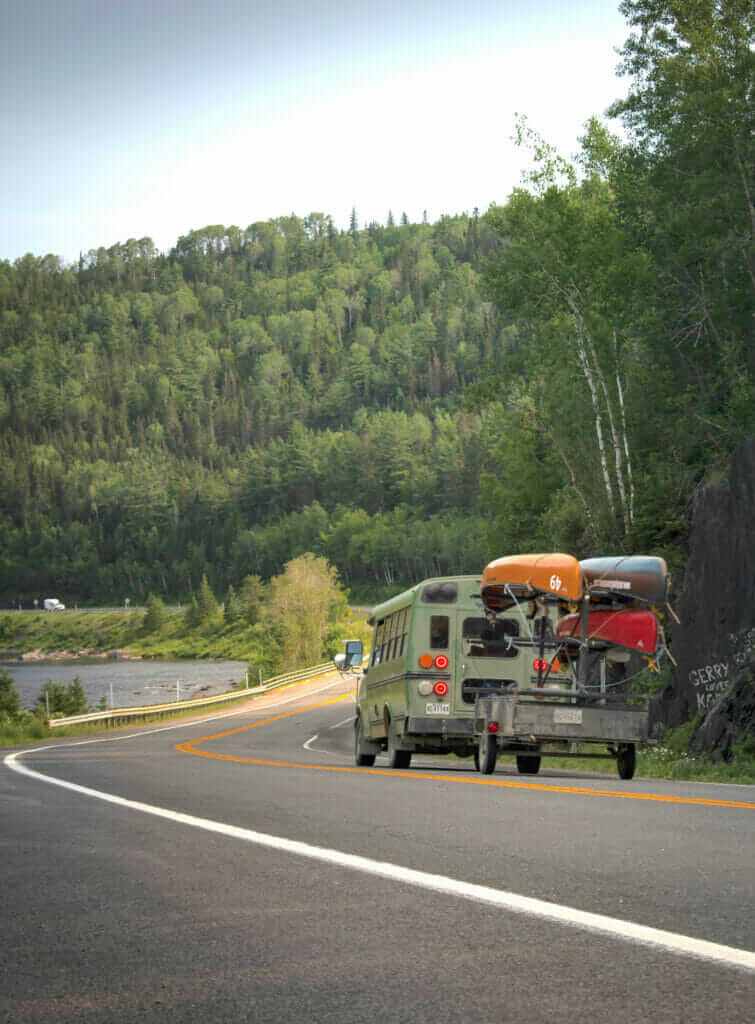 Bus avec transport de canots de Nature-Aventure