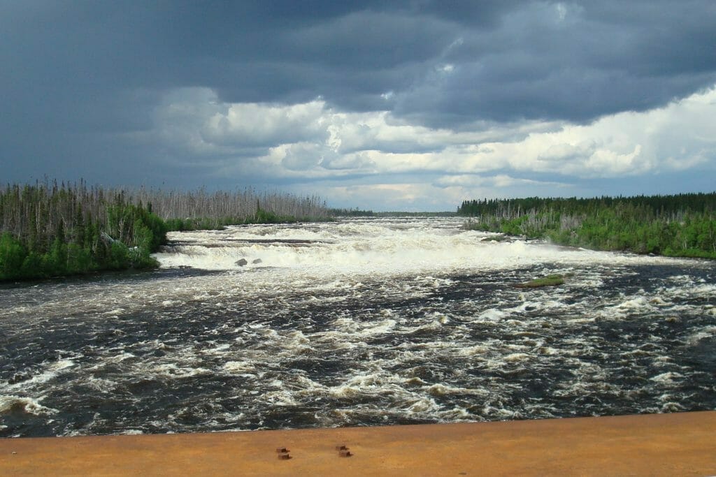 Rivière Rupert et ses cascades