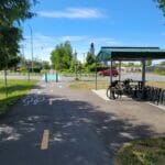 Piste cyclable La Sauvagine et halte près du boulevard Poliquin à Sorel-Tracy